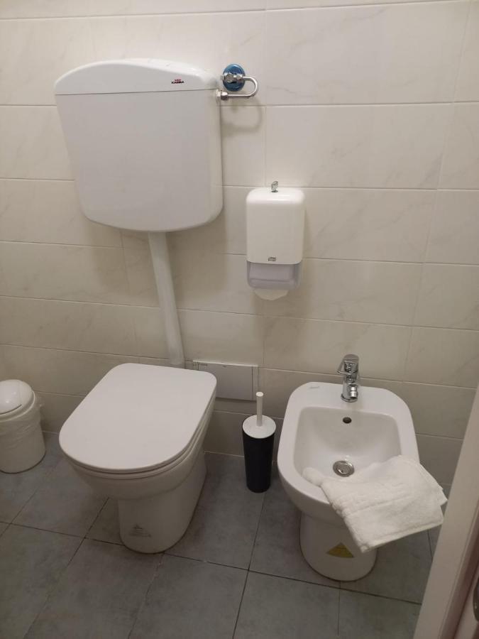 1-Tourist House Bologna-Cefalonia - Self Check-In Екстер'єр фото